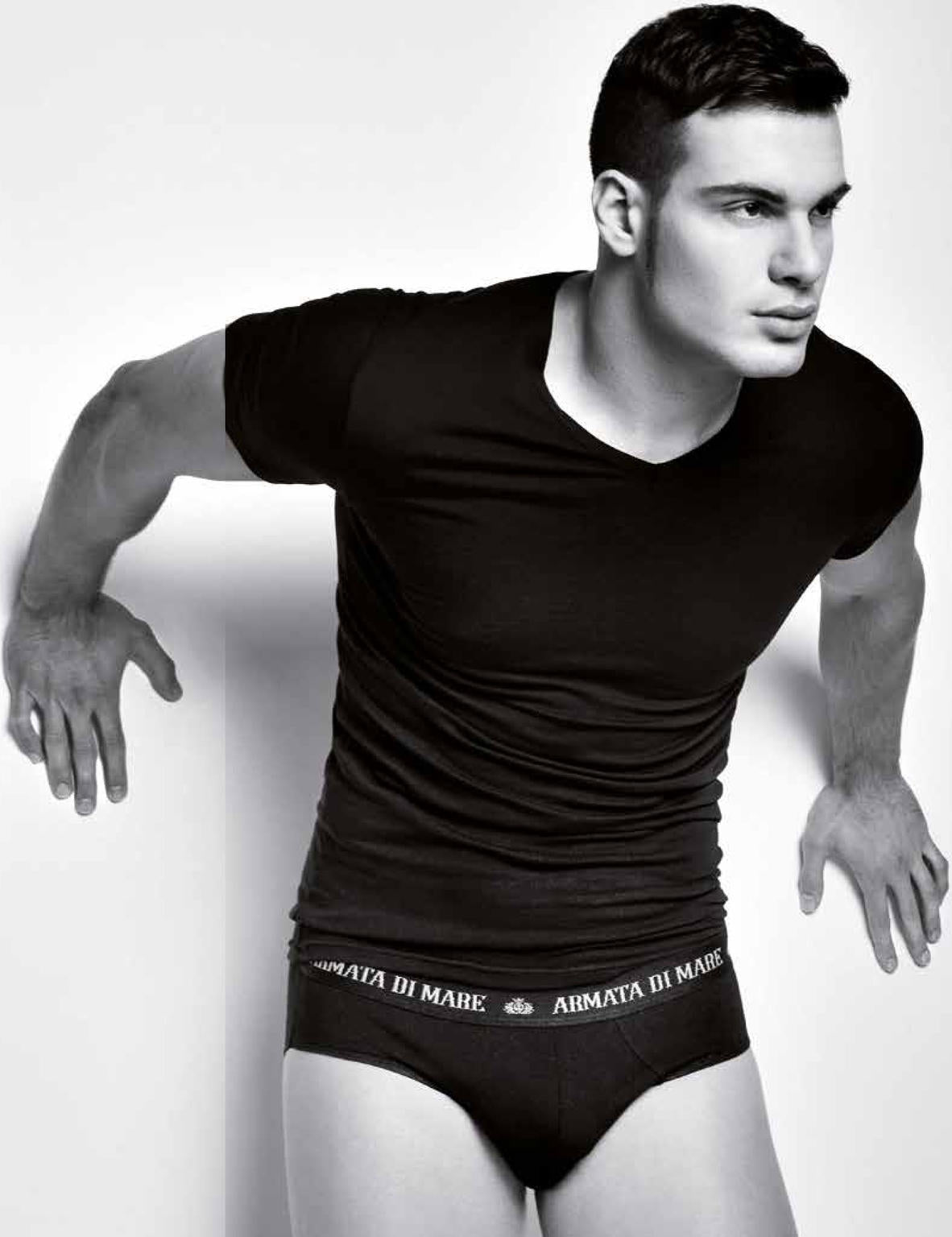 T-shirt Uomo mezza manica Armata di Mare SCOLLO A V art. GT109