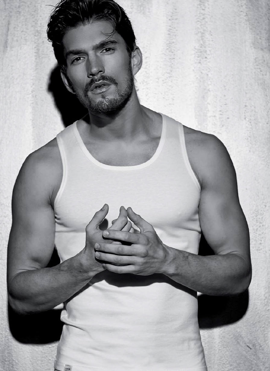 Canotta Uomo Spalla larga Enrico Coveri ET1002 – Moretto